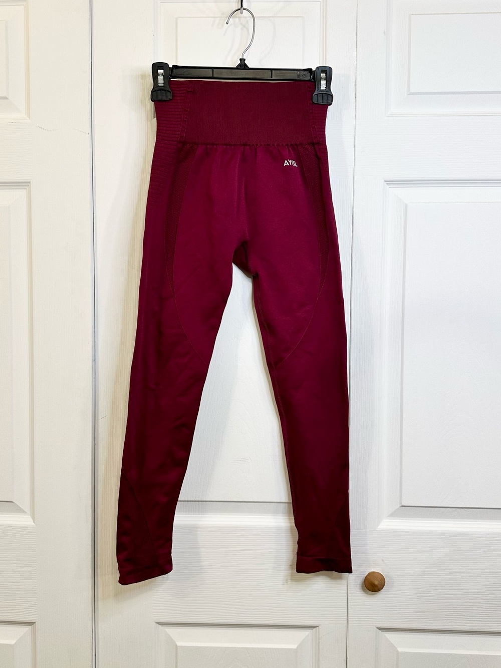 AYBL High-Waist Burgundy Active Leggings S
